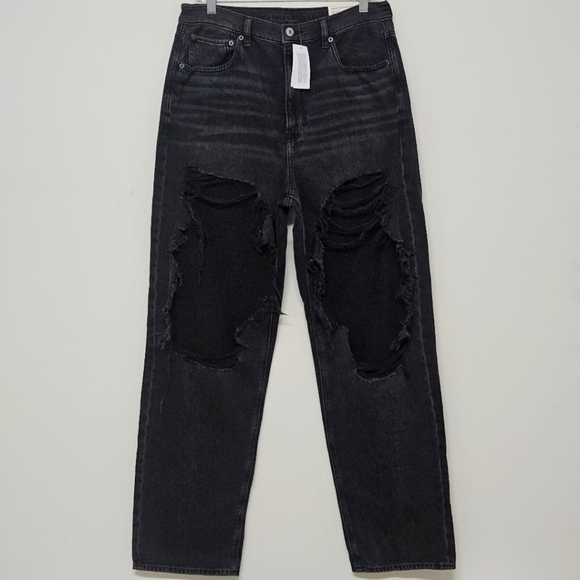 30 AMERICAN EAGLE OUTFITTER DESTROYED DISTRESSED BAGGY MOM JEANS WOMEN'S SIZE 12 - Picture 1 of 4